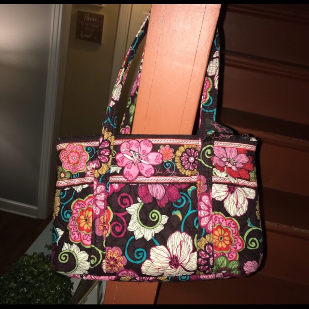 Vera Bradley Tote - Picture 2 of 3